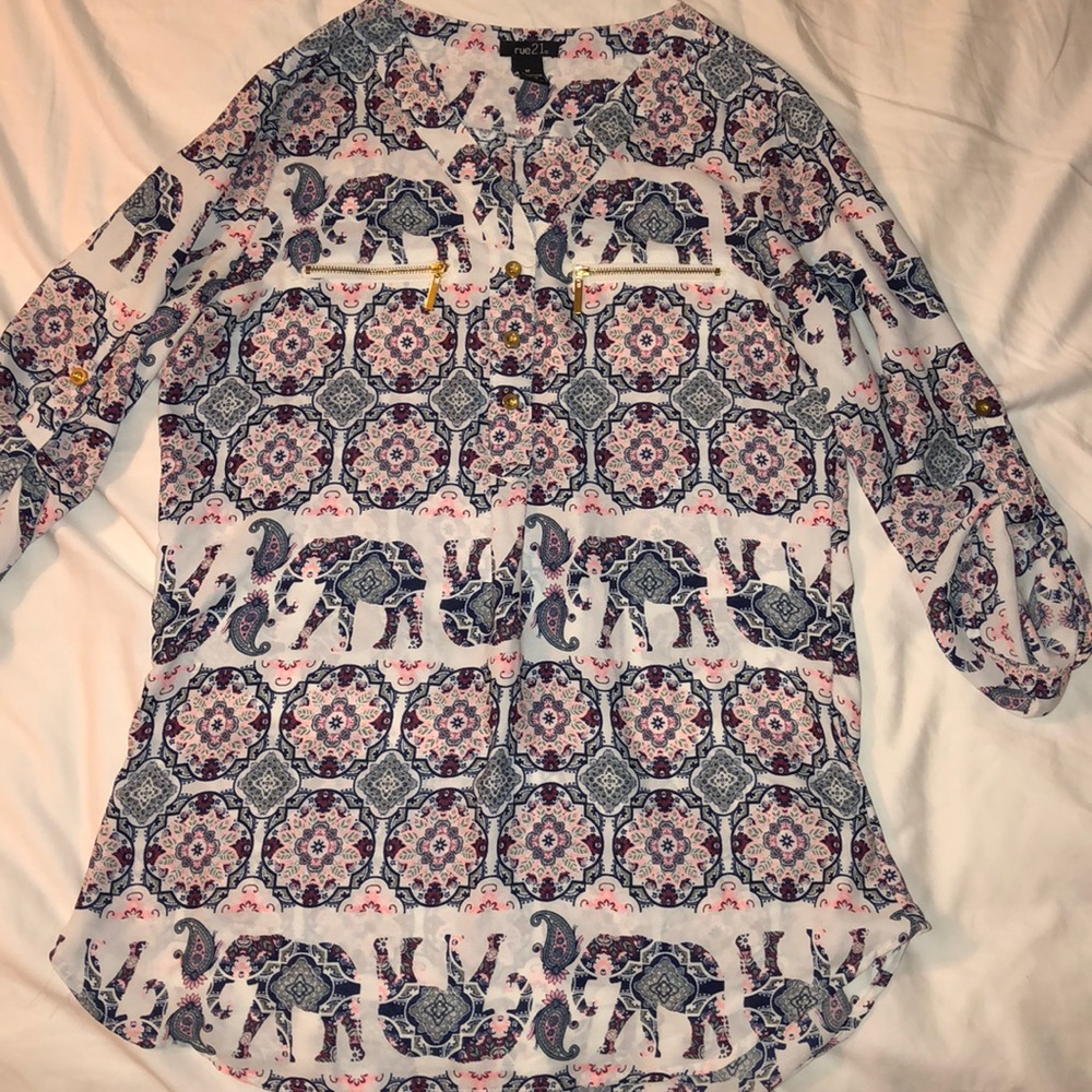 Mid sleeve top